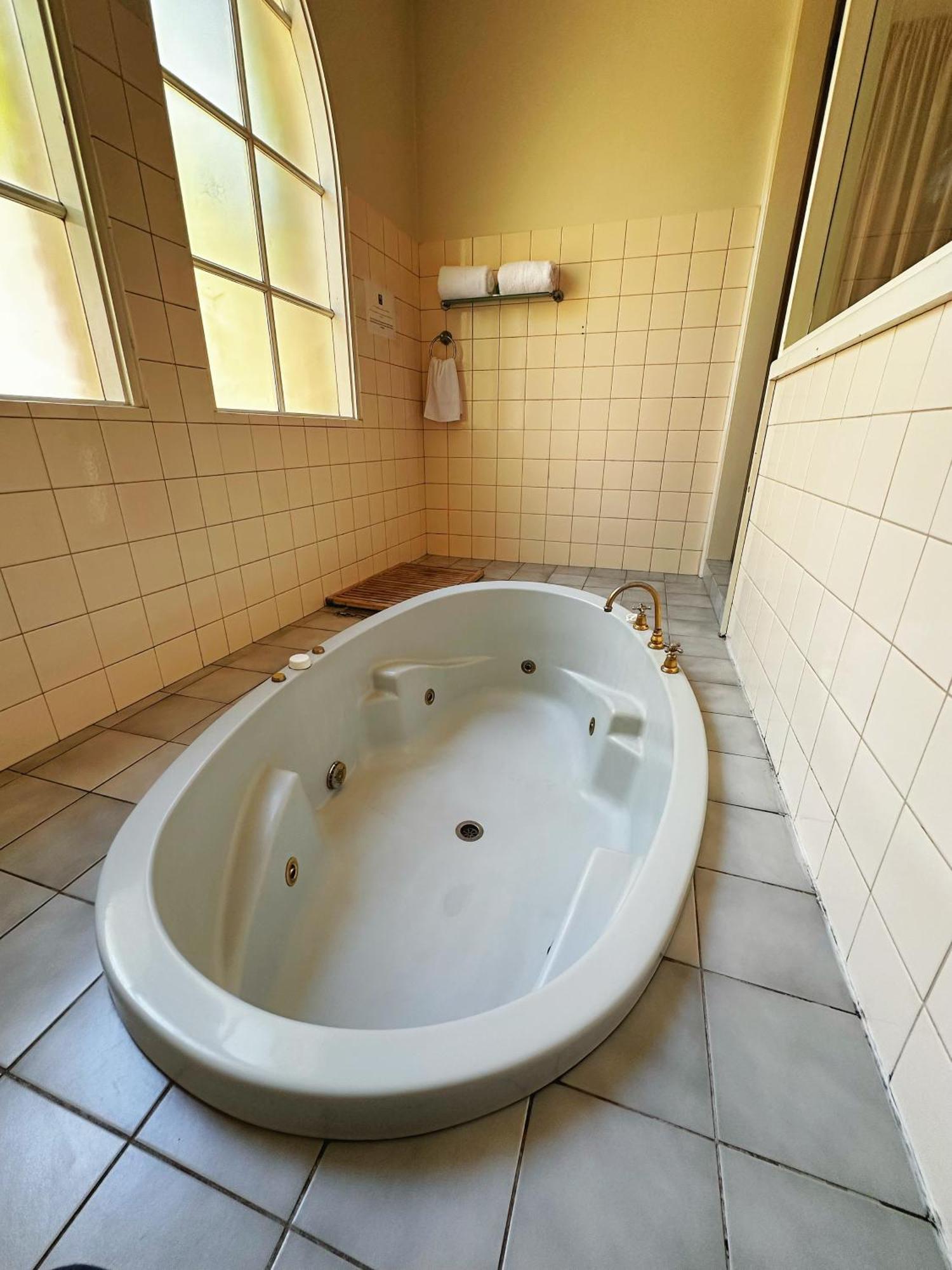 Greensborough Motel Мельбурн Екстер'єр фото