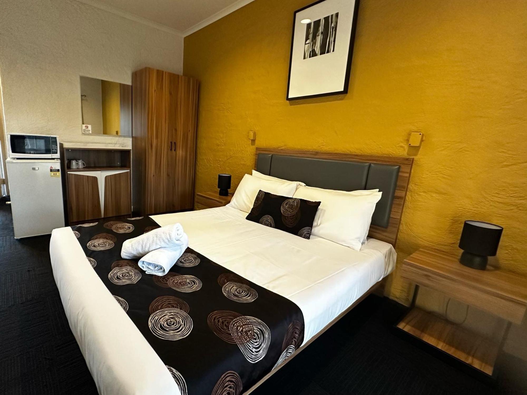 Greensborough Motel Мельбурн Екстер'єр фото