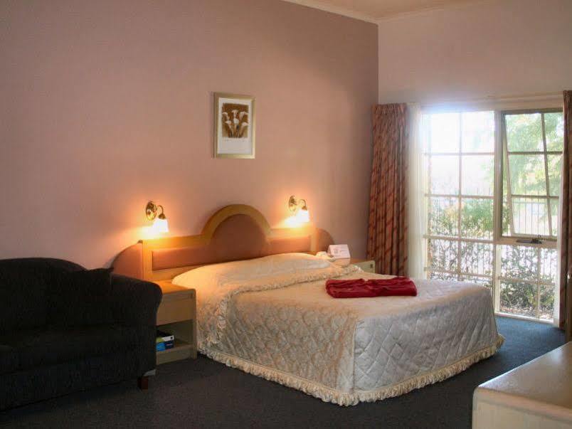 Greensborough Motel Мельбурн Екстер'єр фото